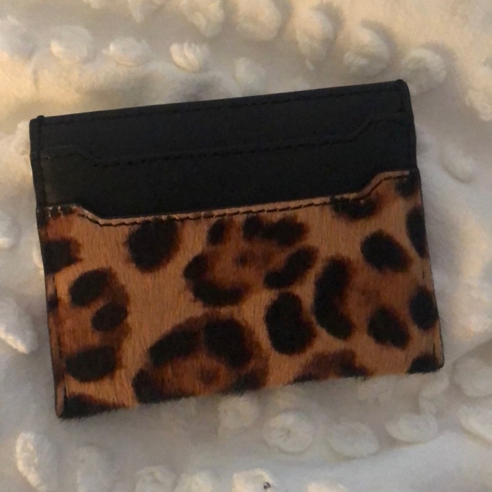 J.Crew | Leopard Italian Leather Card Holder NWOT - Picture 3 of 3